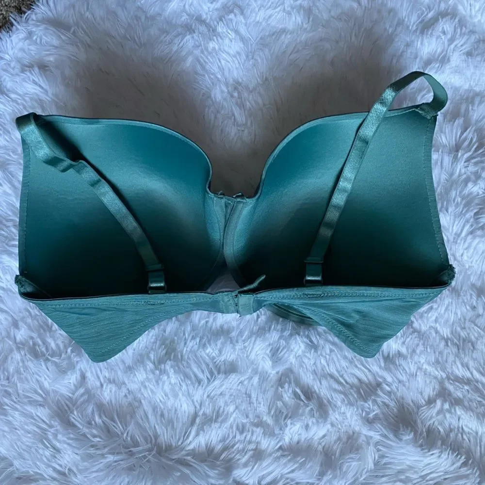 Secret Treasures Underwire Bra Green Size 38DDD‎
